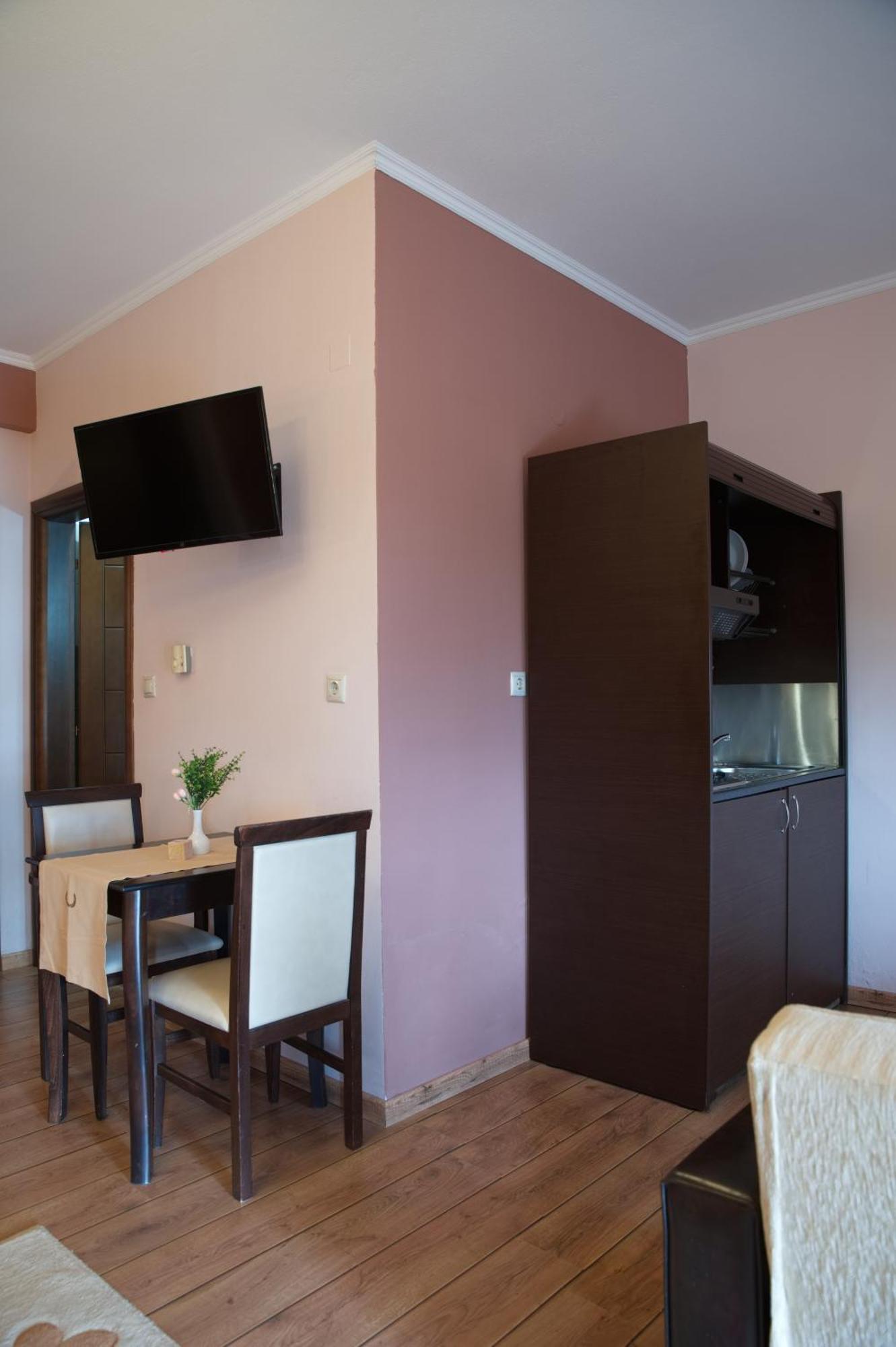 Hotel Agnanti Unique Hospitality Kasztoriá Kültér fotó