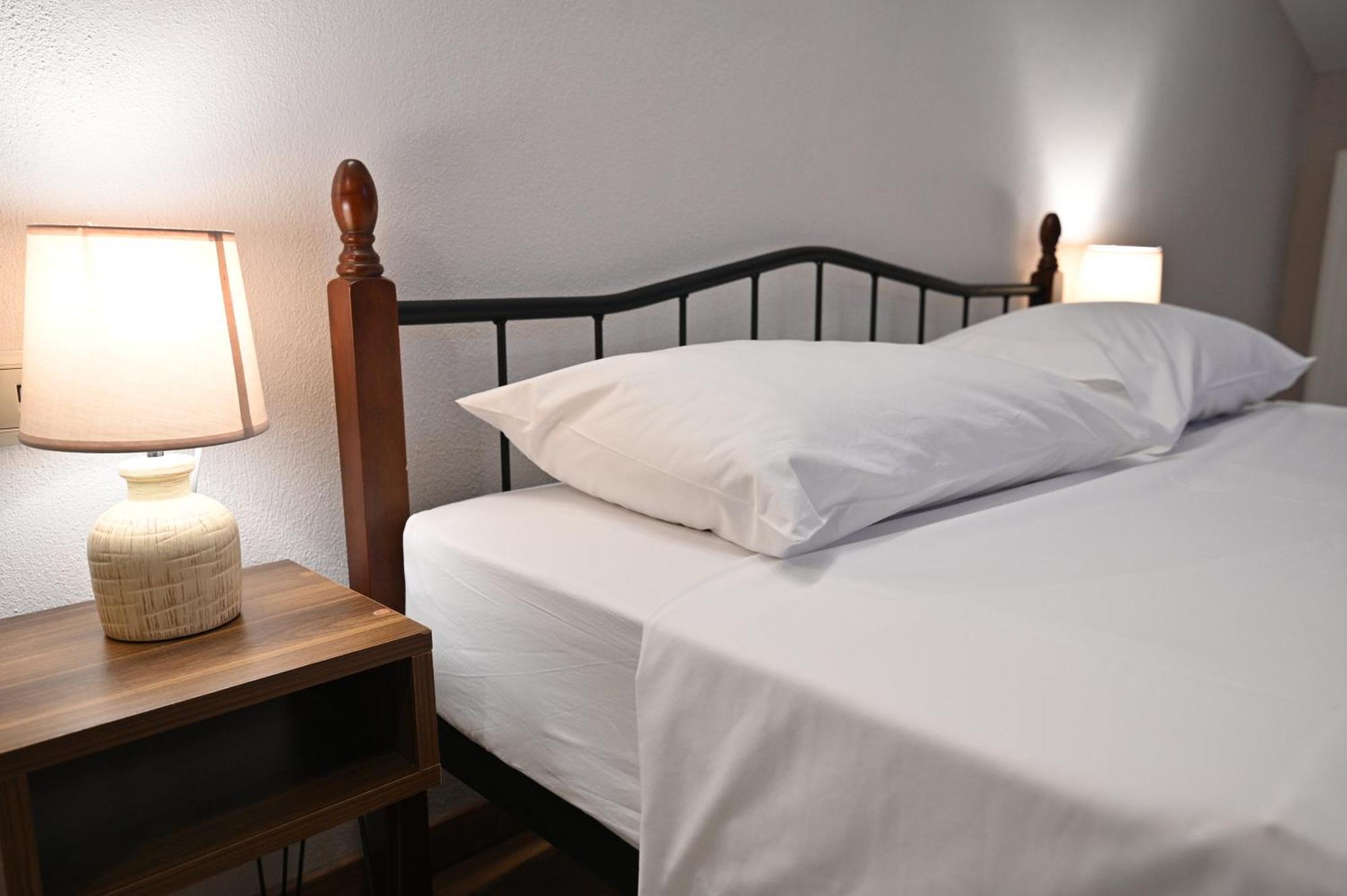Hotel Agnanti Unique Hospitality Kasztoriá Kültér fotó