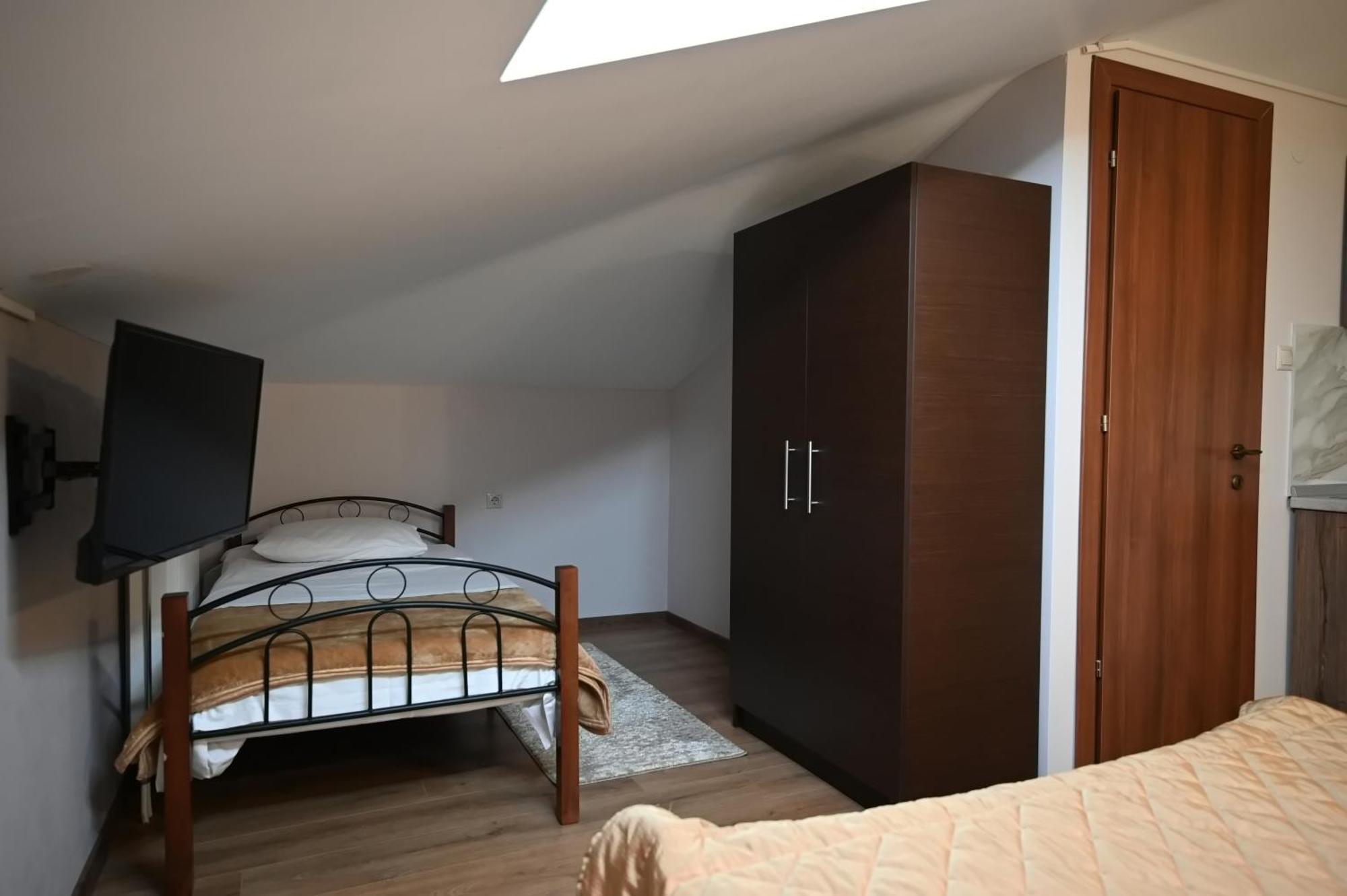 Hotel Agnanti Unique Hospitality Kasztoriá Kültér fotó